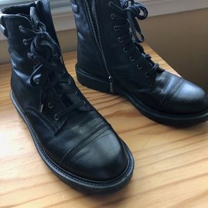 Boots- High Top/Black